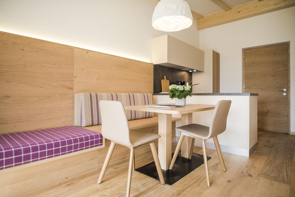 Haus Artus Aparthotel Schenna Ngoại thất bức ảnh