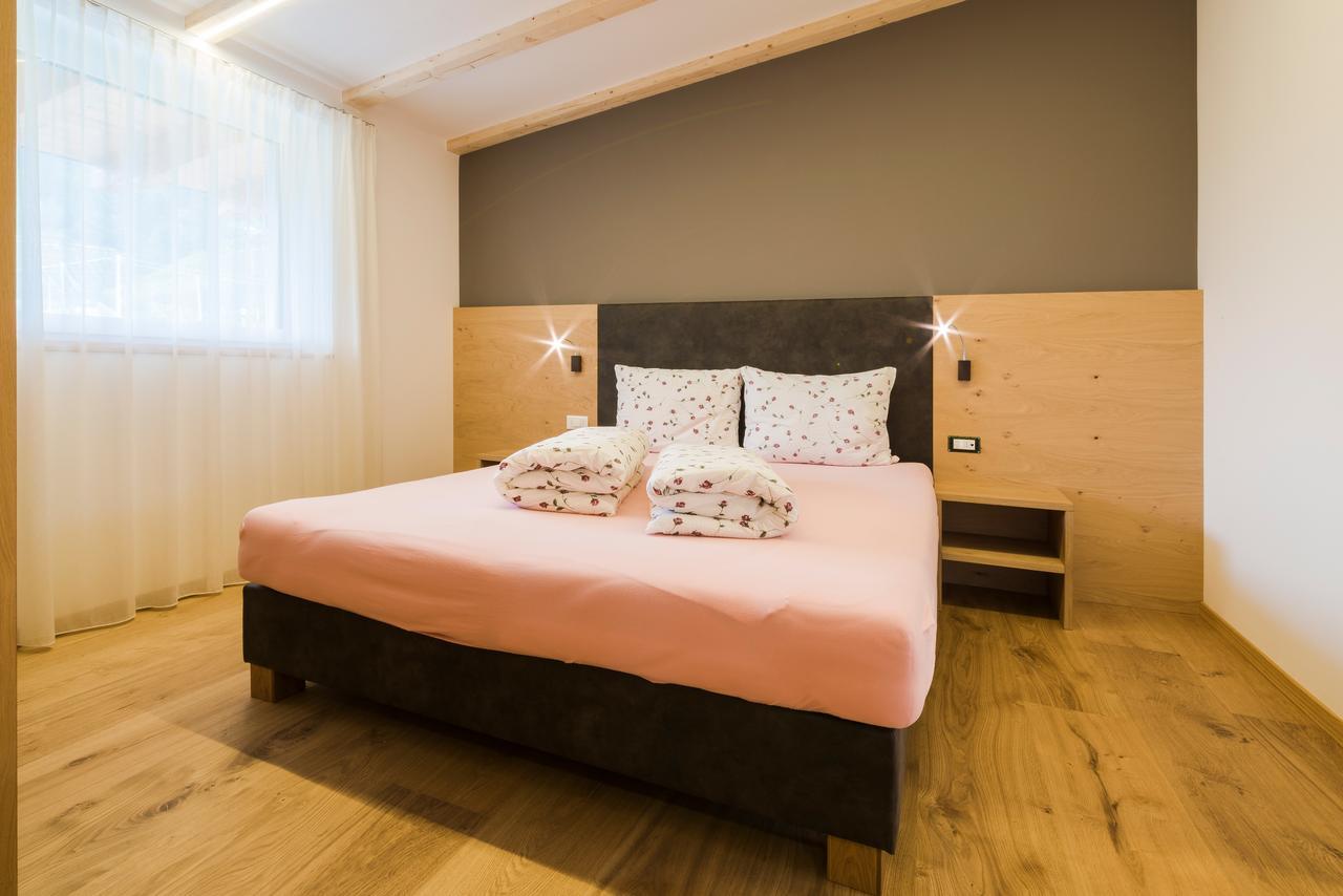 Haus Artus Aparthotel Schenna Ngoại thất bức ảnh